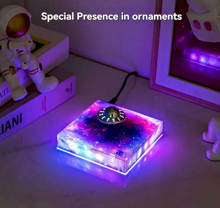 Magnetic UFO Display